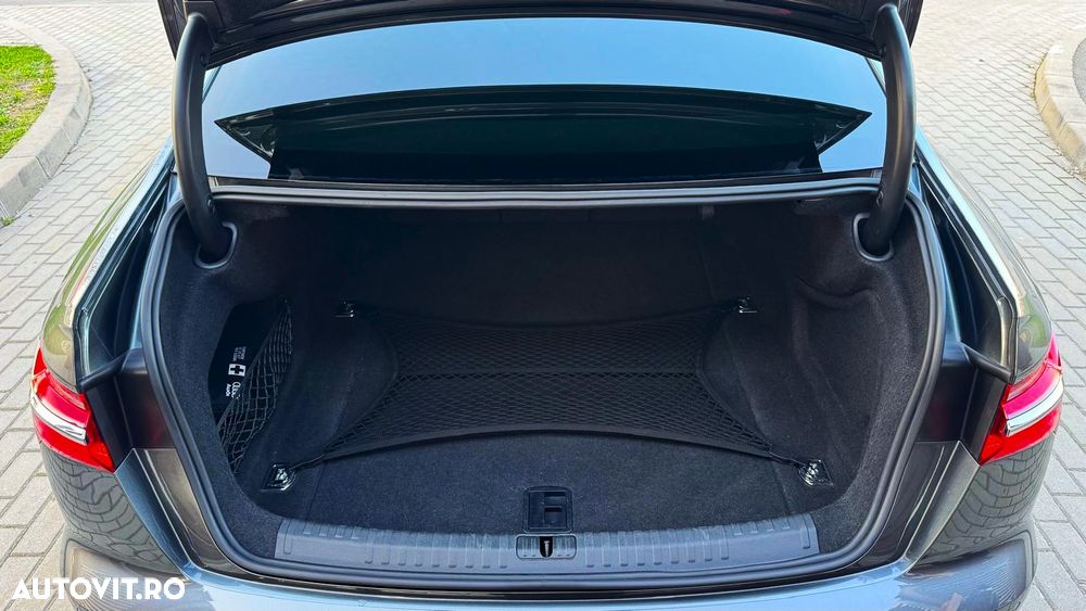 Audi A6 40 TDI S tronic S line - 36