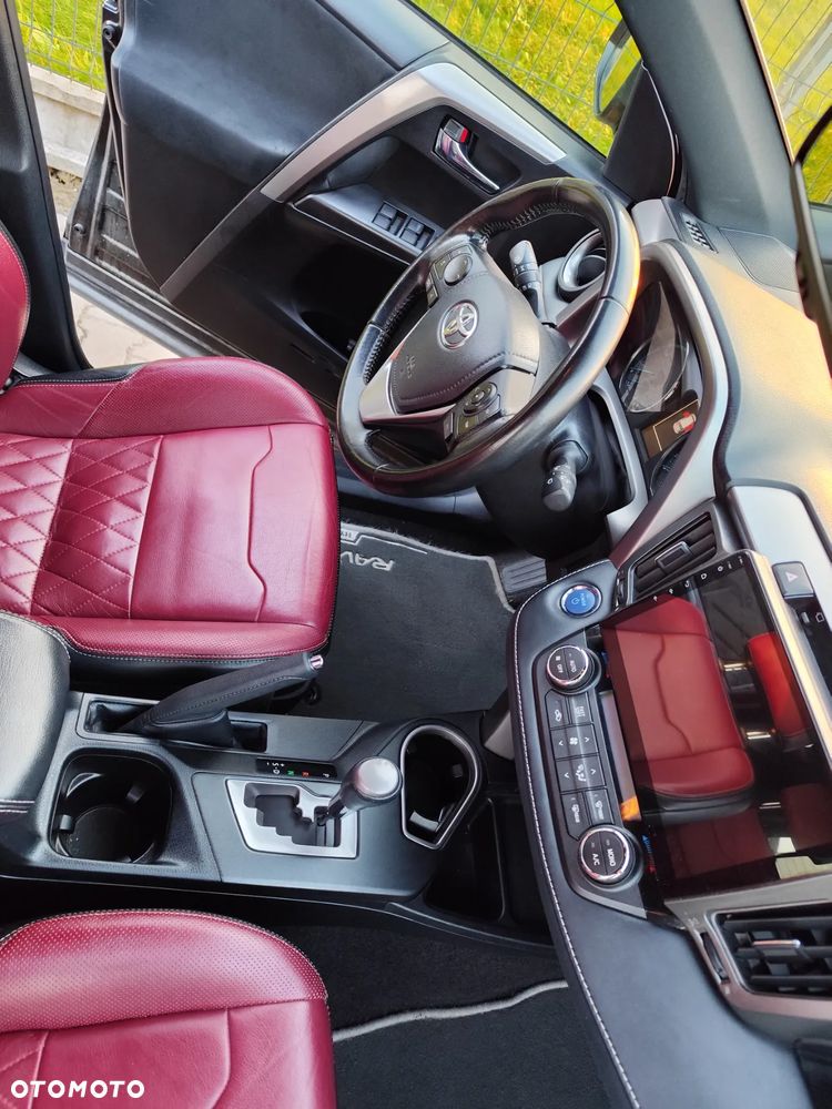 Toyota RAV4 Hybrid Premium 4x4 - 26