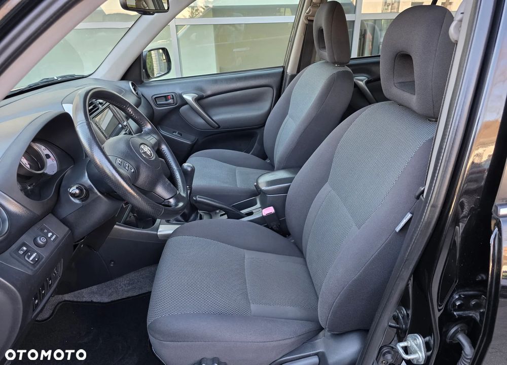 Toyota RAV4 4x4 Executive - 18