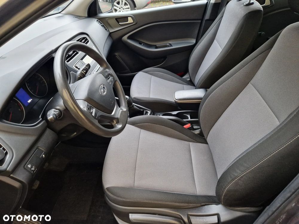 Hyundai i20 1.2 Classic Plus - 10