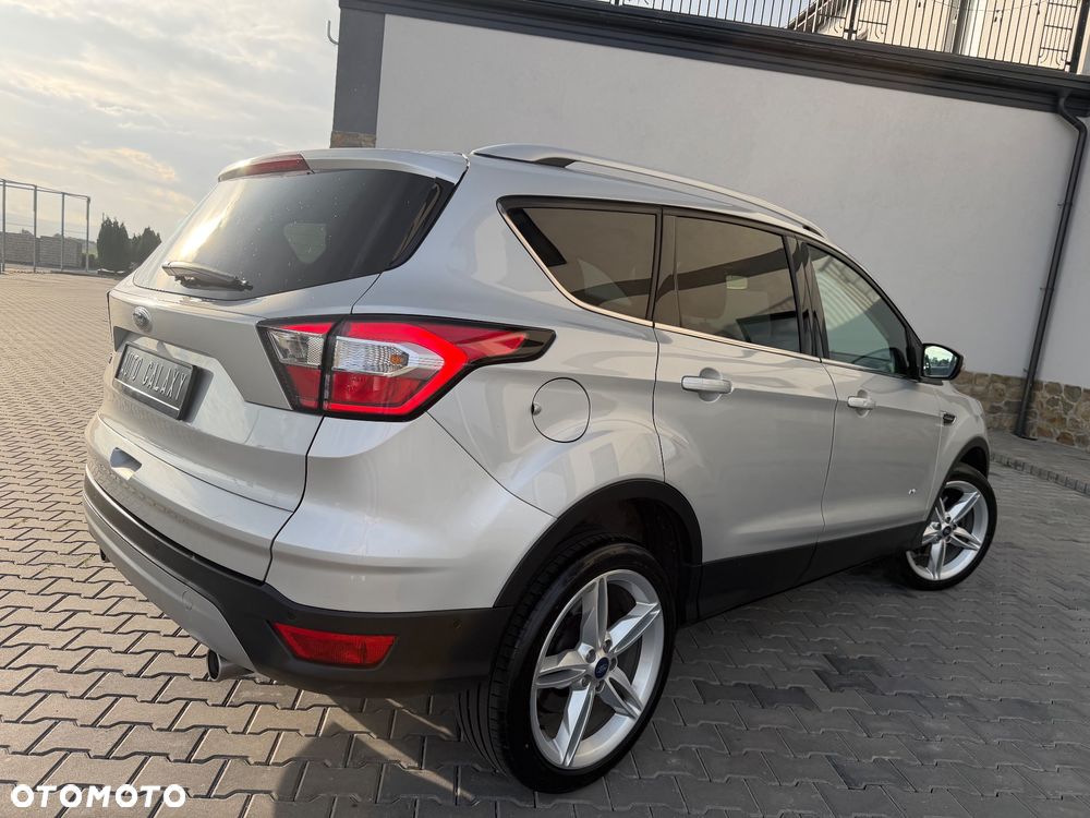 Ford Kuga 2.0 TDCi 4x4 Titanium - 17