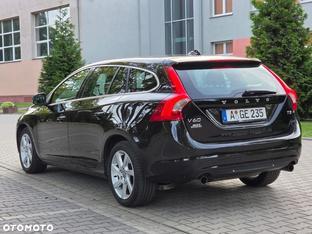 Volvo V60 T3 Edition - 8
