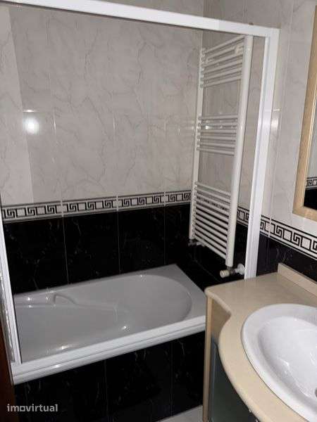 Apartamento T2 118 mqd. - Grande imagem: 5/12