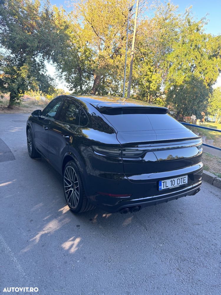 Porsche Cayenne Turbo - 6