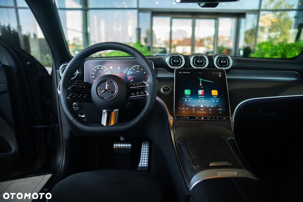 Mercedes-Benz GLC - 22