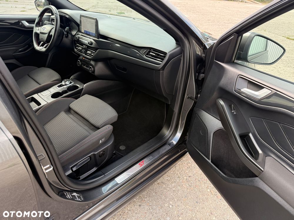 Ford Focus 2.0 EcoBlue ST-Line - 15