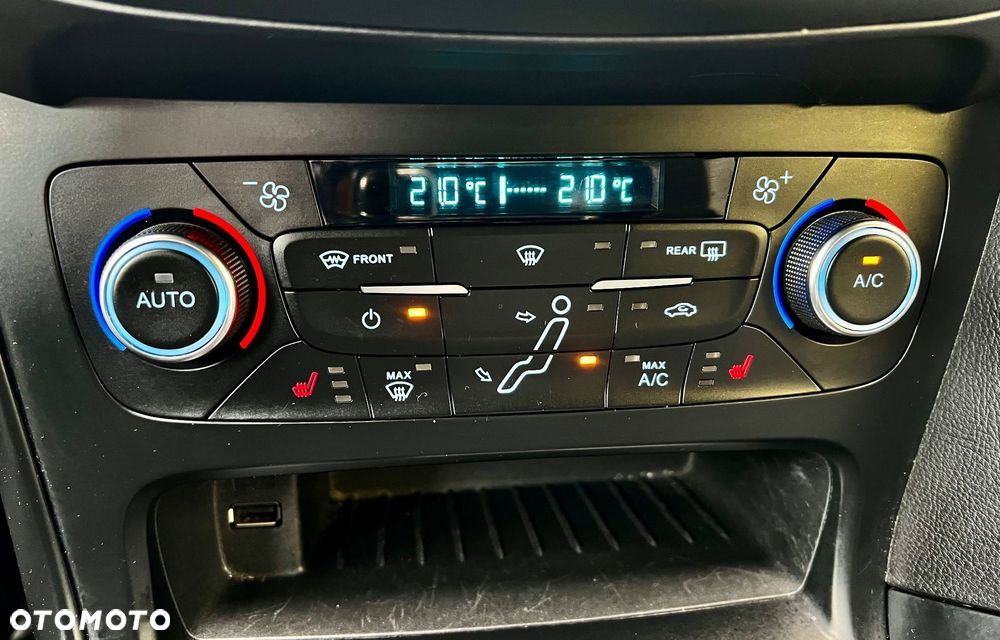 Ford Focus 2.0 TDCi ST-2 PowerShift - 15