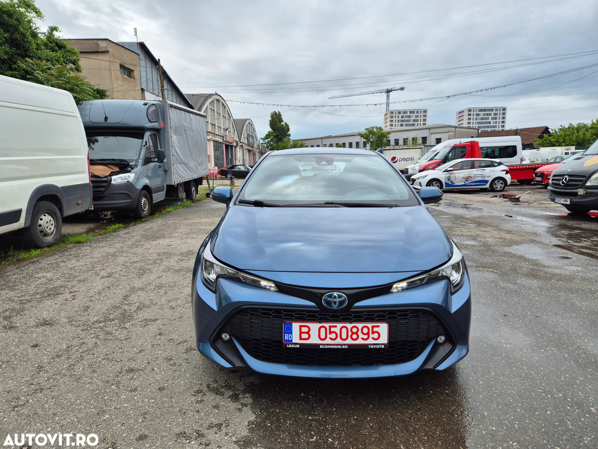 Toyota Corolla 1.8 HSD Business - 3