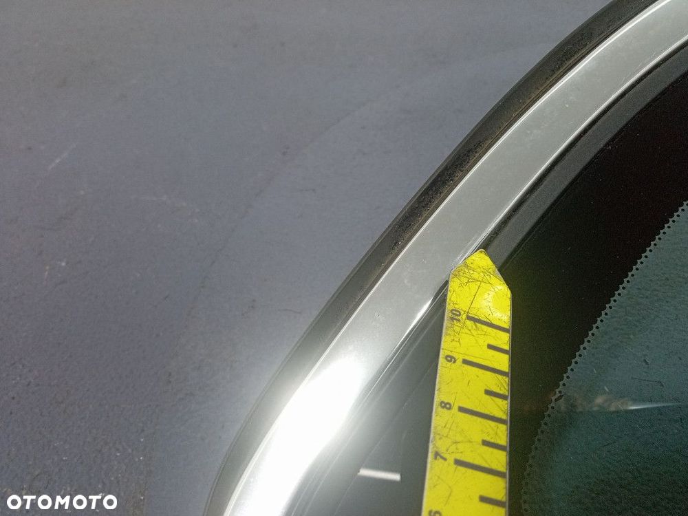 VOLVO V40 II SZYBA KAROSERYJNA TYŁ PRAWA TYLNA - 7