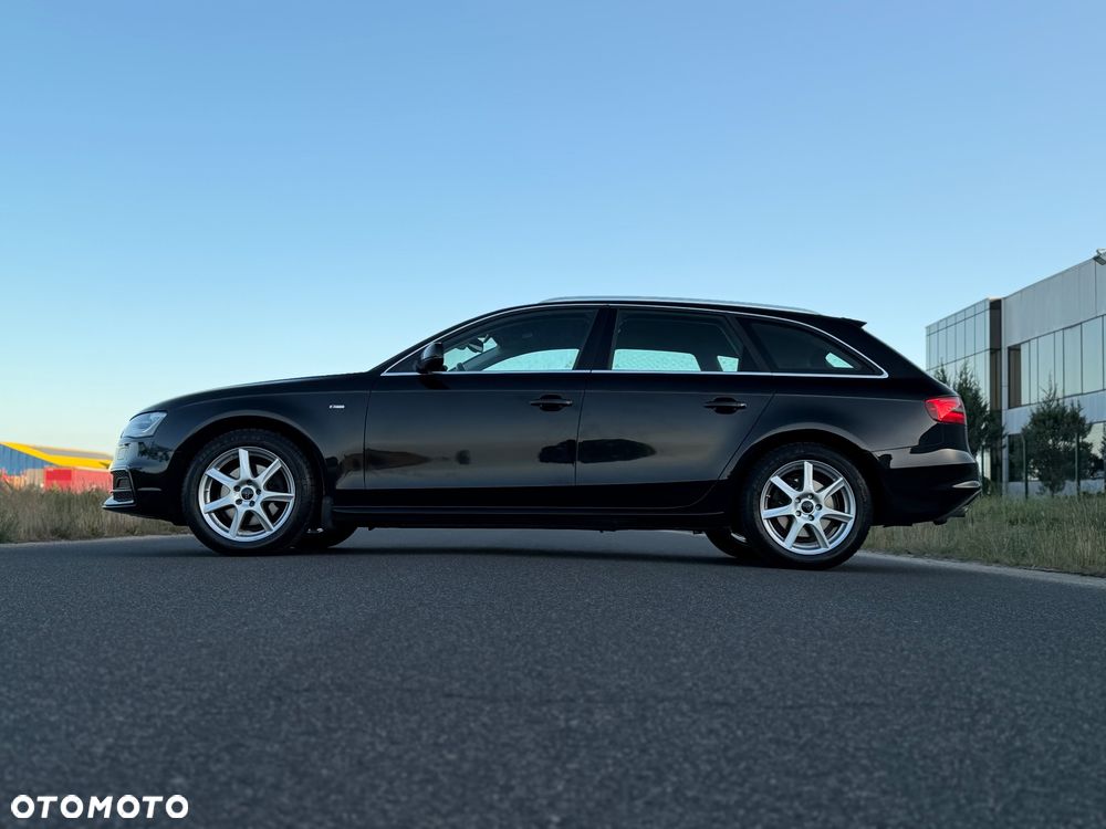 Audi A4 Avant 2.0 TDI DPF clean diesel multitronic S line Sportpaket - 26