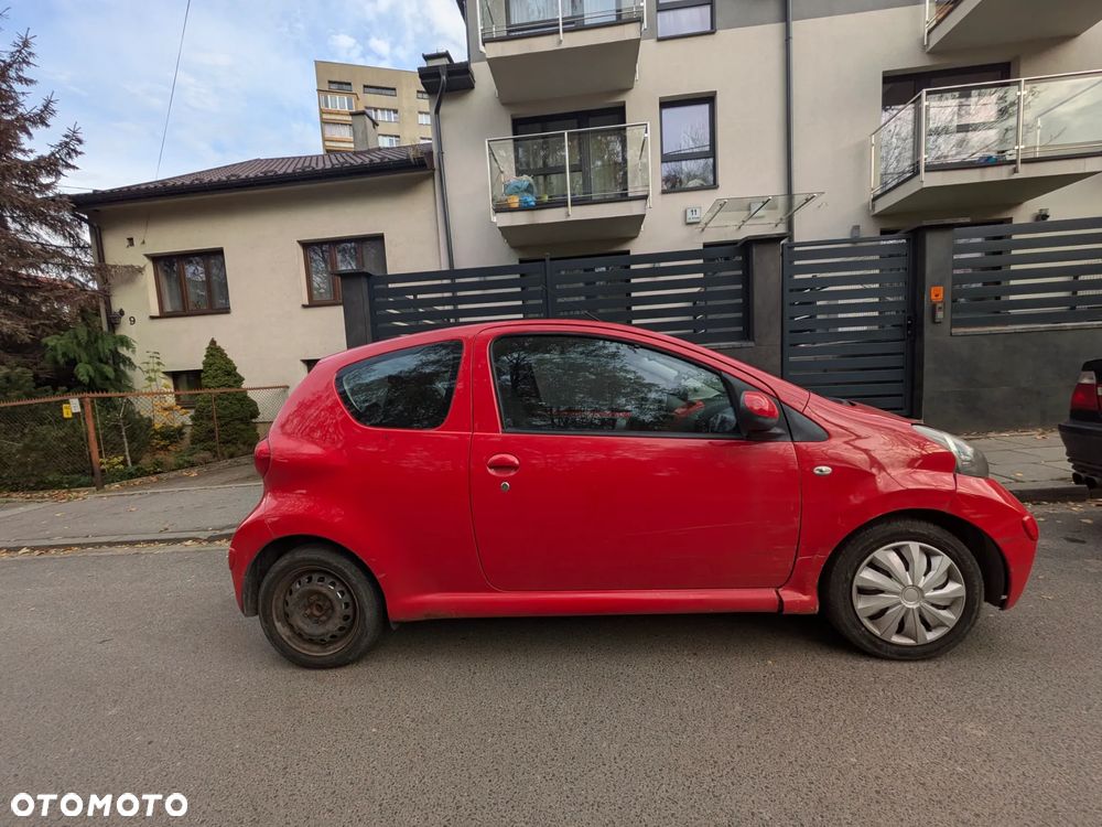 Toyota Aygo - 4