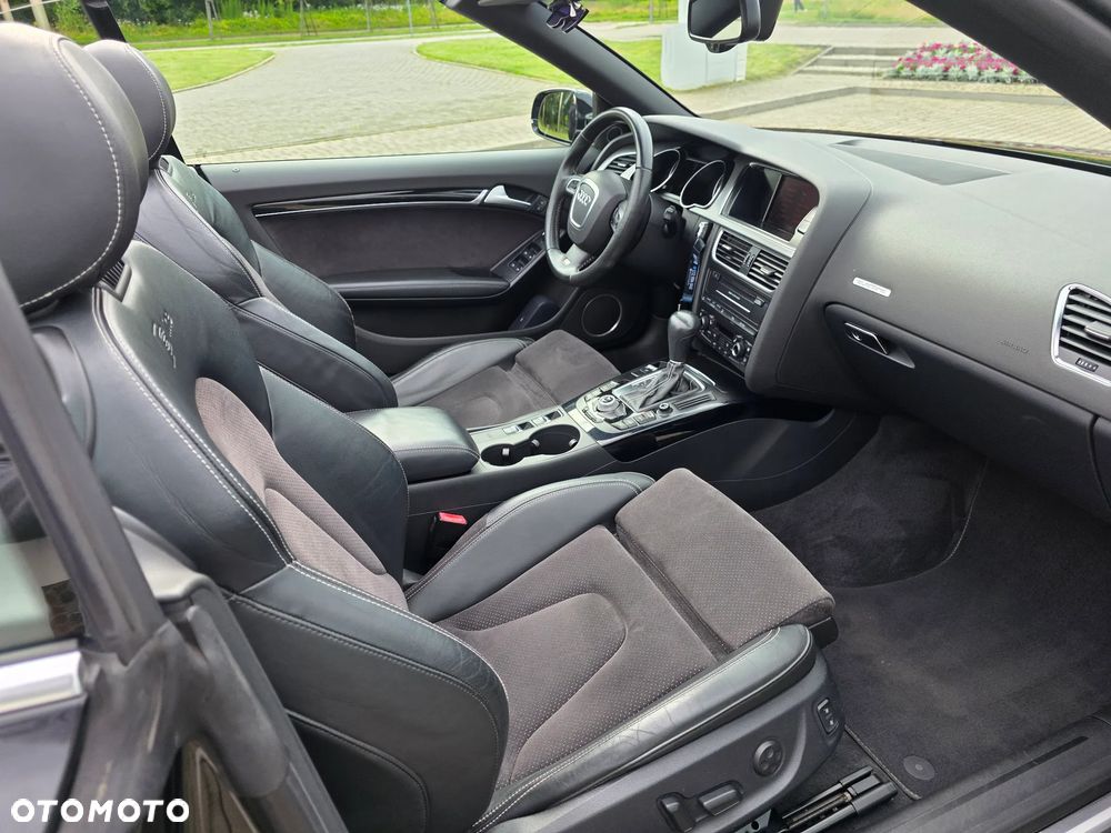 Audi A5 Cabrio 3.0 TDI DPF quattro S tronic - 25
