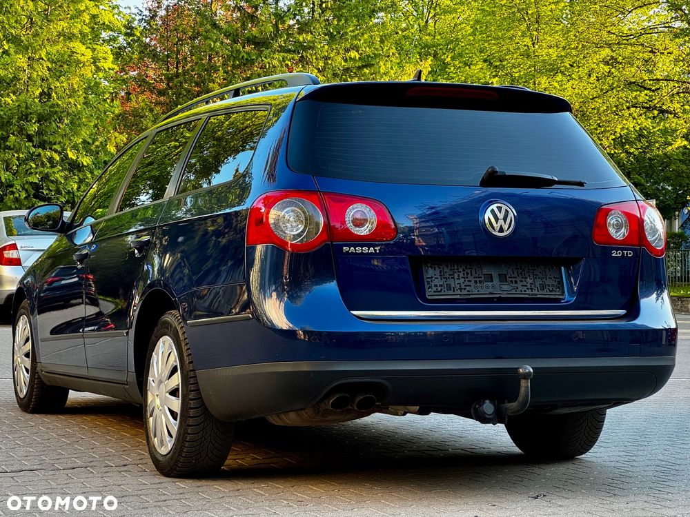 Volkswagen Passat 2.0 TDI 4Motion Comfortline - 4