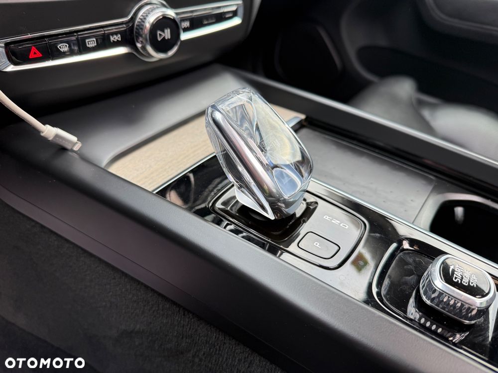 Volvo XC 60 B4 D Geartronic Inscription - 25