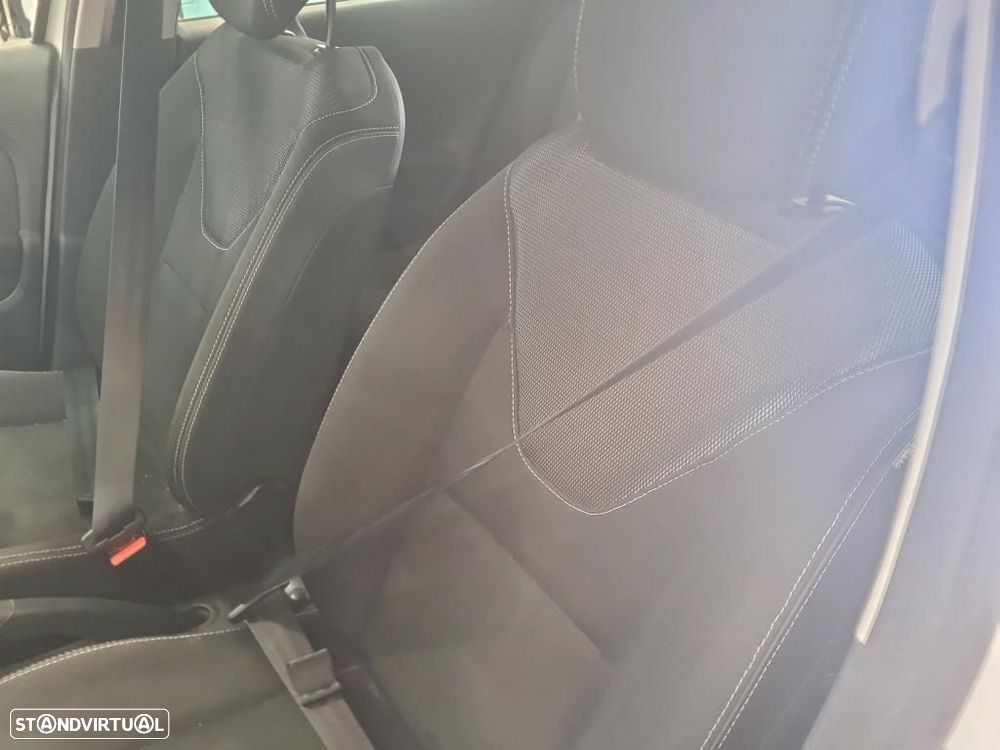 Renault Clio 1.5 dCi Zen - 6