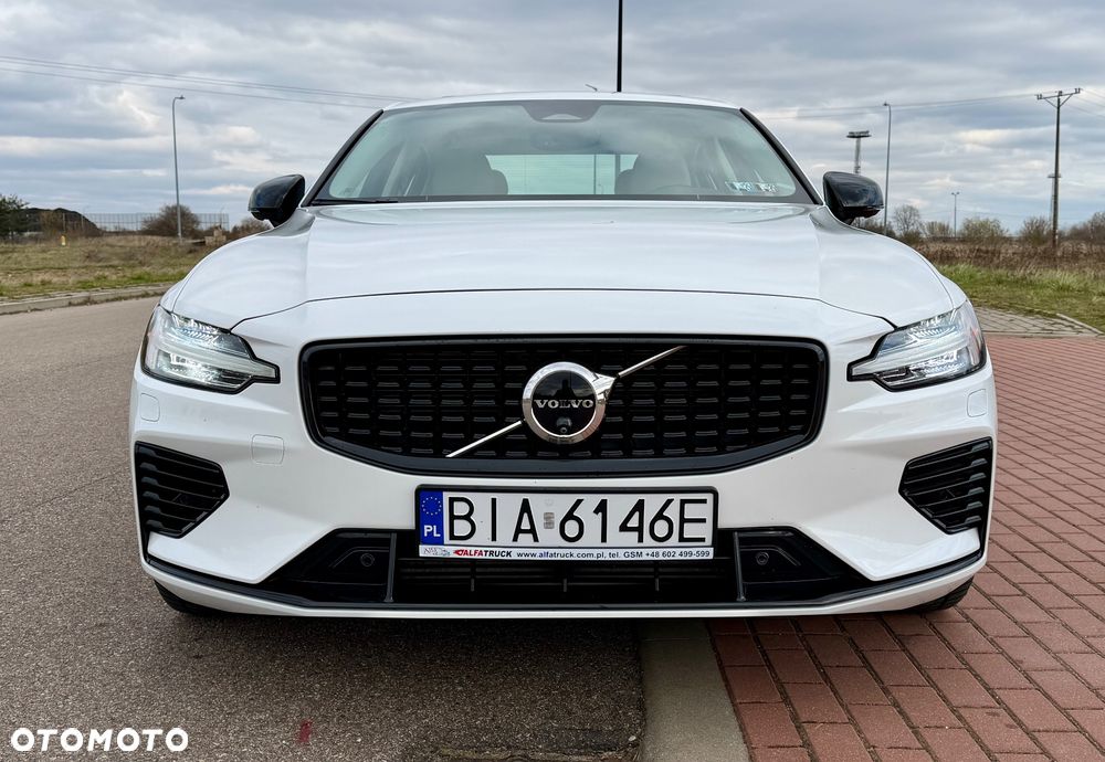Volvo S60 T8 Recharge AWD Ultimate Dark - 1