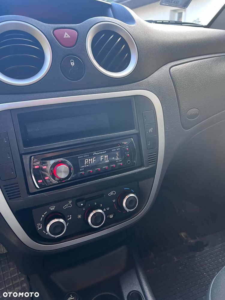 Citroën C2 - 4