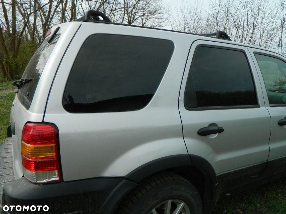 FORD MAVERICK II LIFT na części 2005 rok - 32