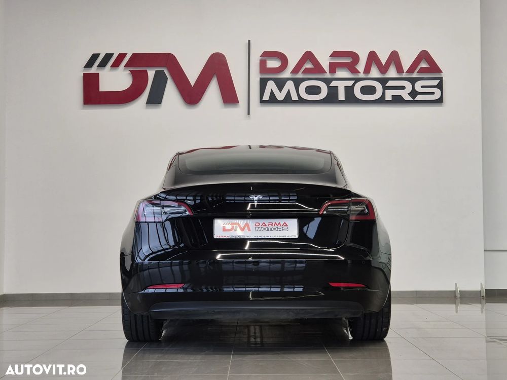 Tesla Model 3 Langstreckenbatterie Allradantrieb Dual Motor Performance - 16