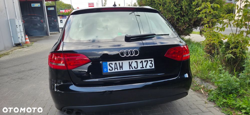 Audi A4 Avant 2.0 TDI DPF Attraction - 11