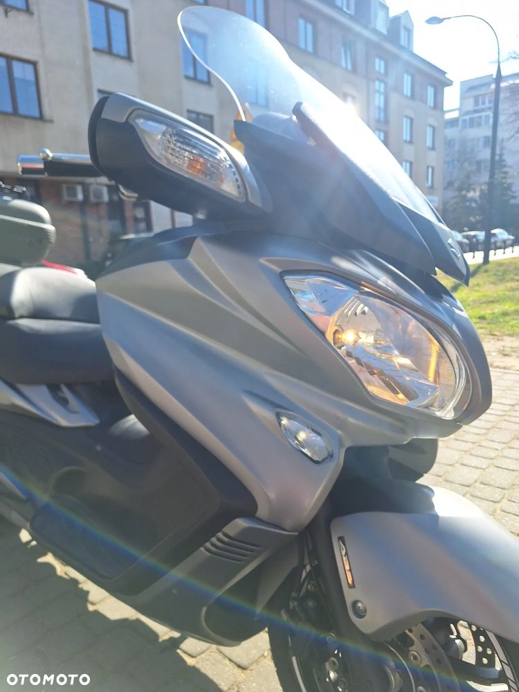 Suzuki Burgman - 7