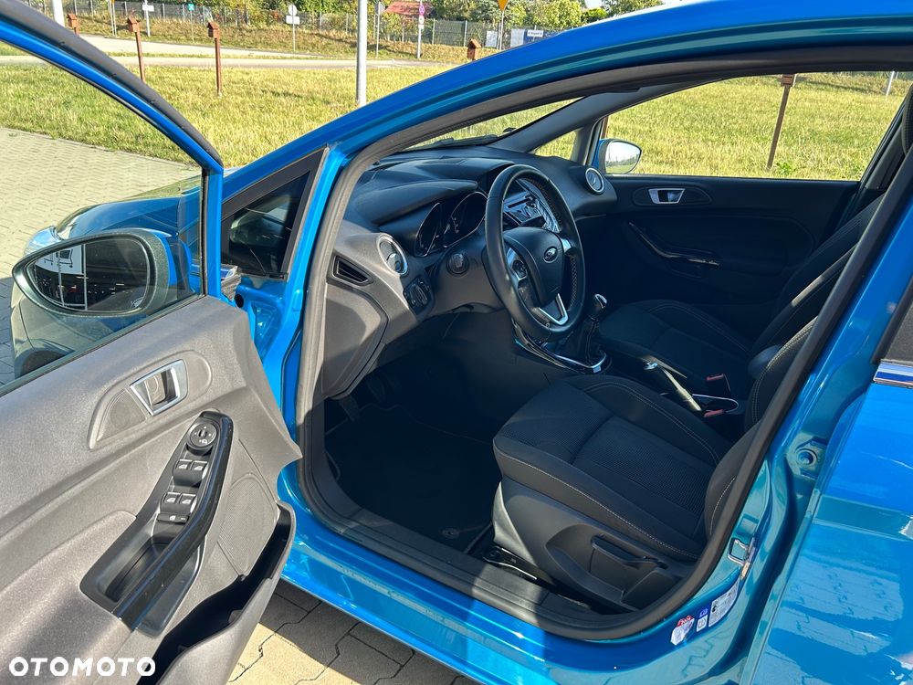 Ford Fiesta 1.0 EcoBoost S&S TITANIUM - 12
