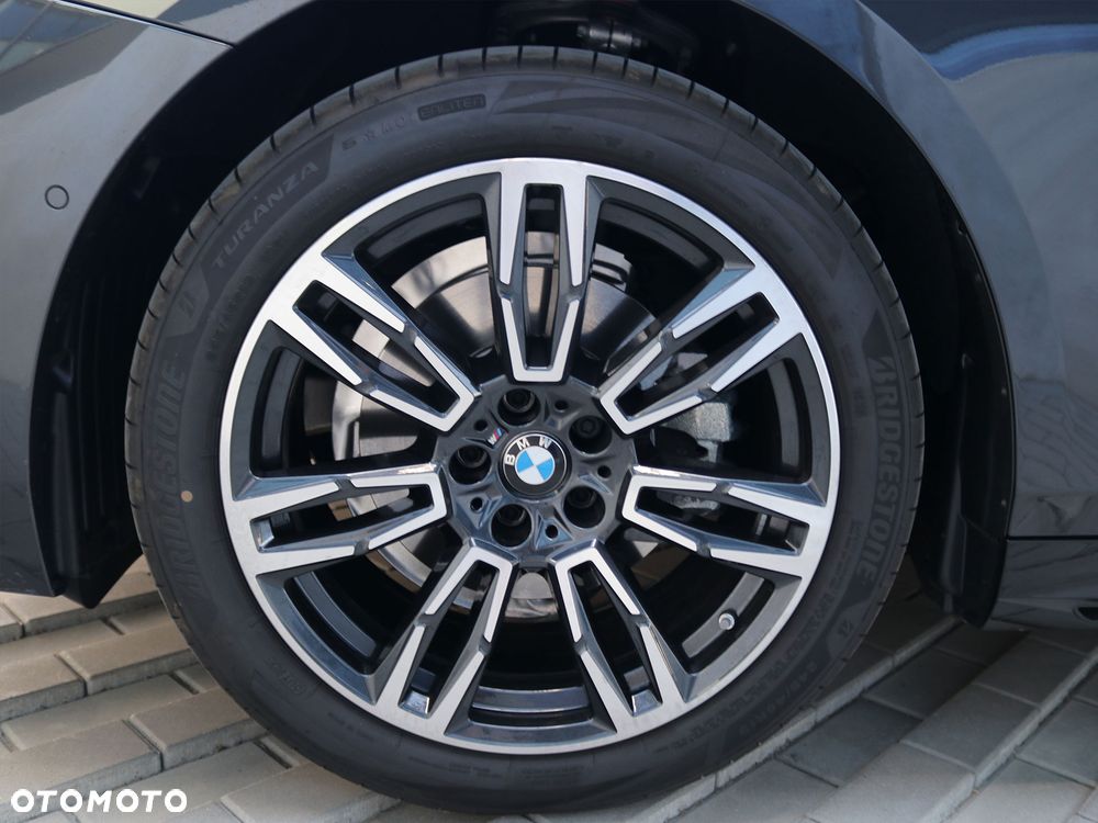 BMW Seria 5 520i mHEV sport - 9