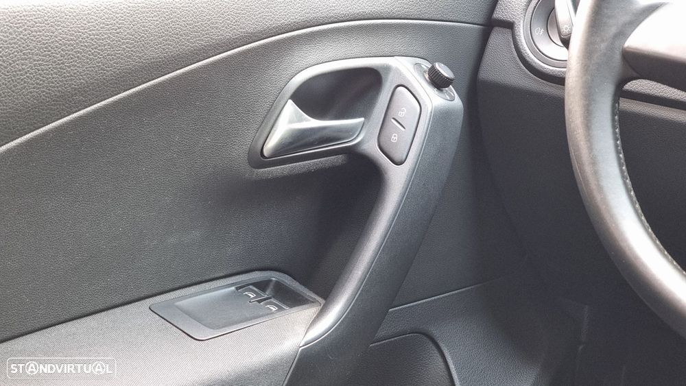 VW Polo 1.2 Confortline - 20