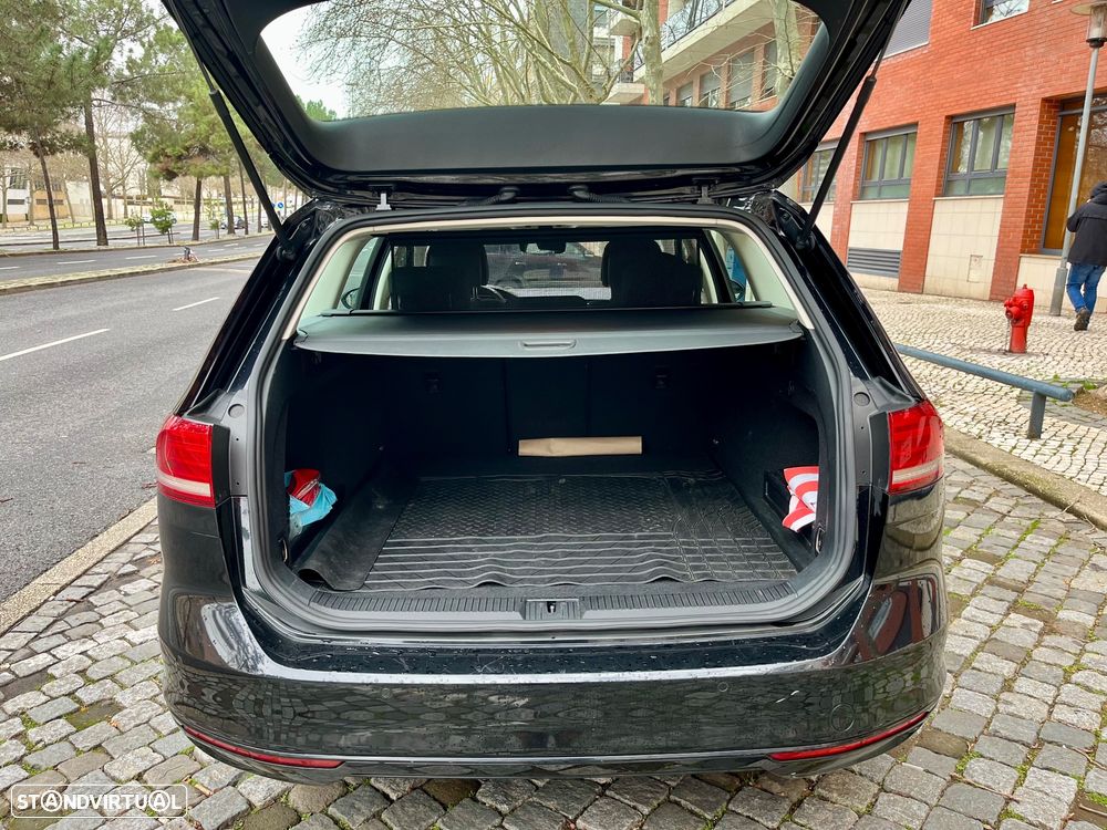 VW Passat Variant 2.0 TDi Business Package DSG - 13