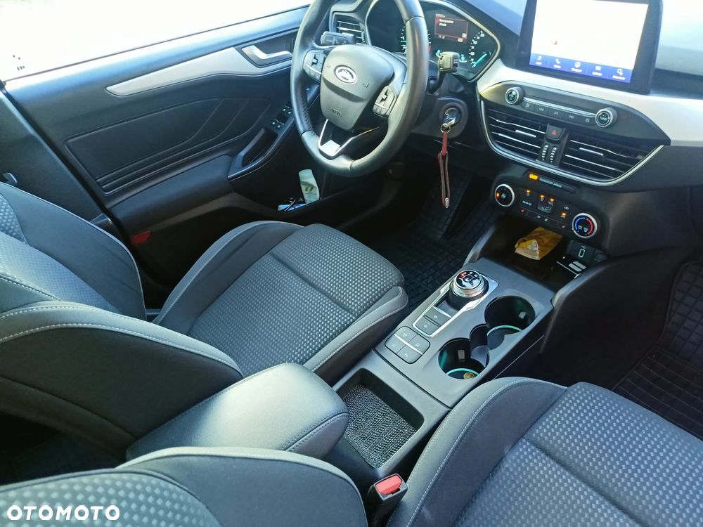 Ford Focus - 13