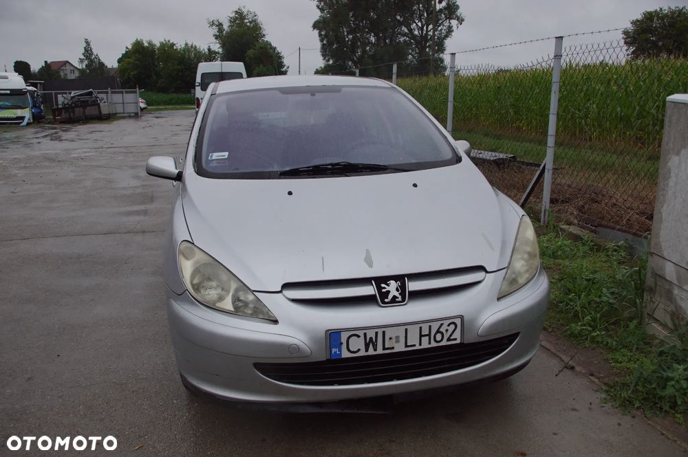 Auto na części - Peugeot 307 Lift 1.4 8V 75 KM TU3 20CQ15 EZR 2004R Silnik Skrzynia Drzwi Lusterko Szyba Maska Lampa Klapa Deska Kokpit Sterownik Moduł Licznik - 3