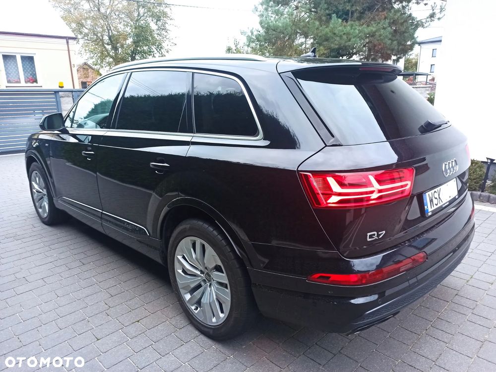 Audi Q7 - 6