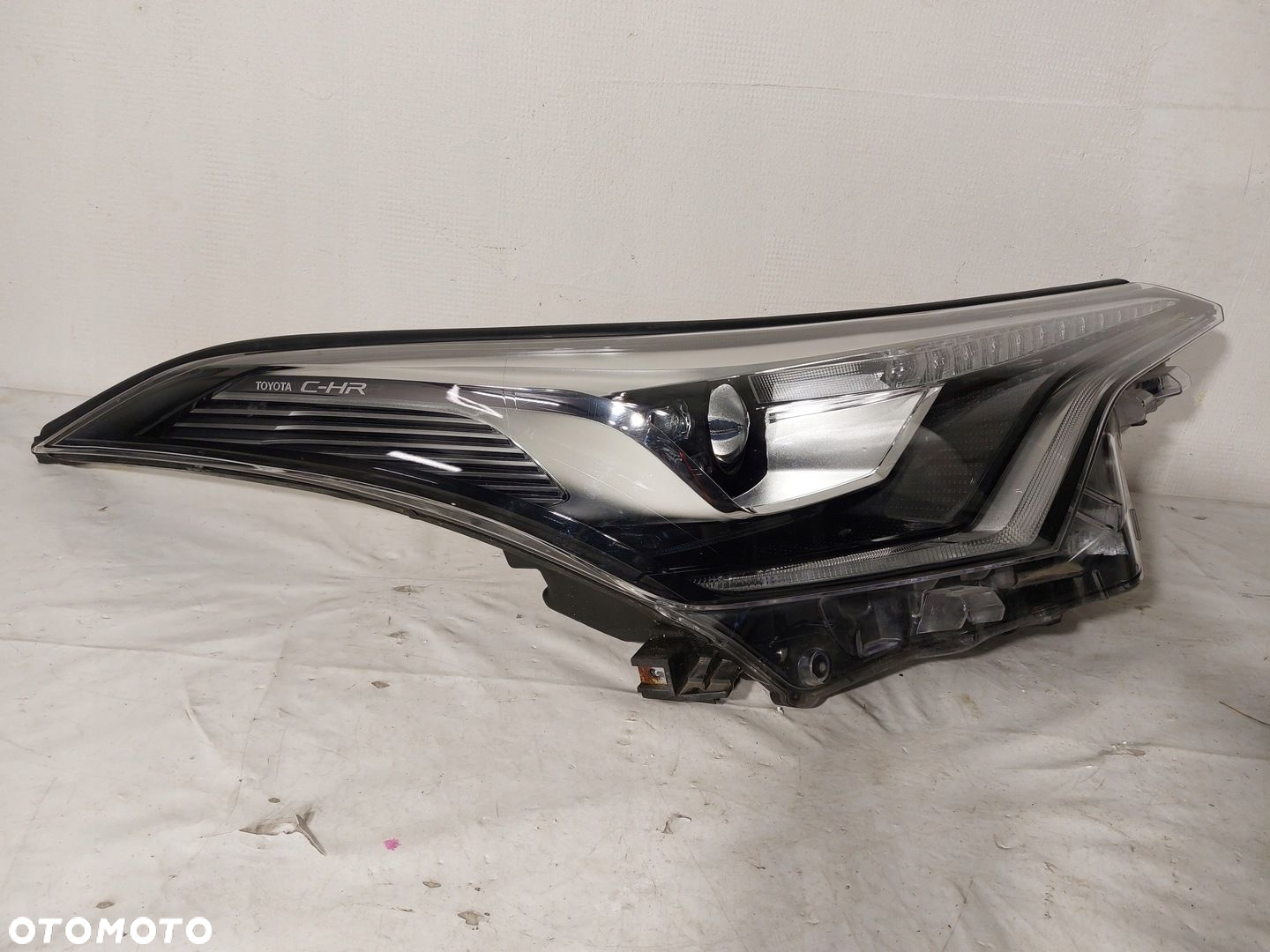 LAMPA PRAWY PRZÓD TOYOTA C-HR FULL LED EU - 3