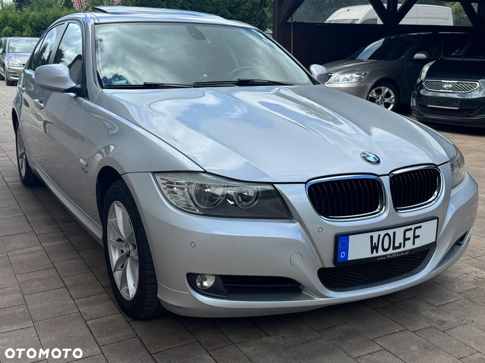 BMW Seria 3 320d xDrive - 4