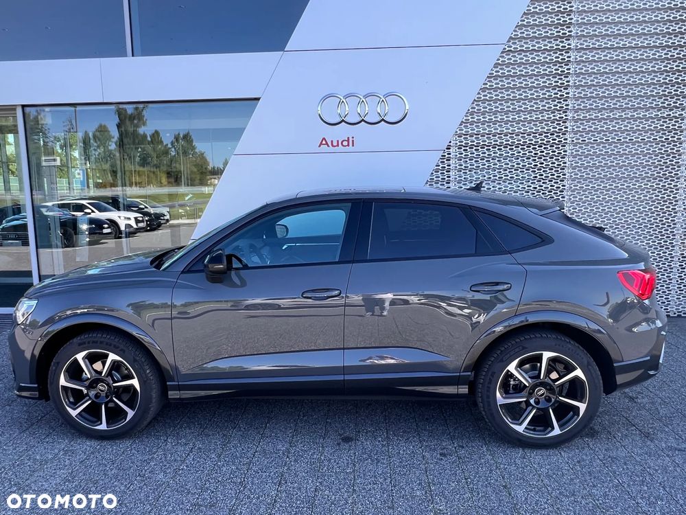 Audi Q3 - 1