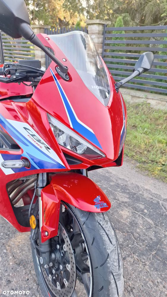 Honda CBR - 25