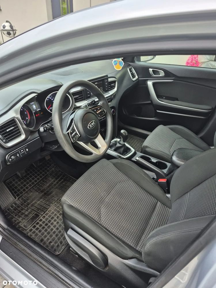 Kia Ceed 1.6 CRDi SCR L - 13