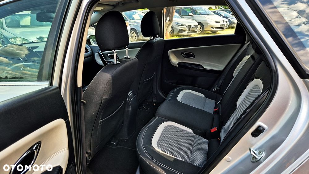 Kia Ceed 1.6 GDI XL - 29