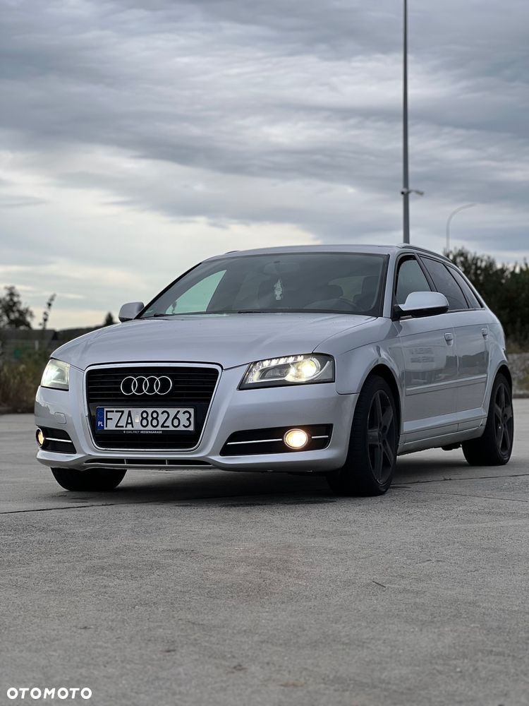 Audi A3 2.0 TDI DPF S line Sportpaket - 18