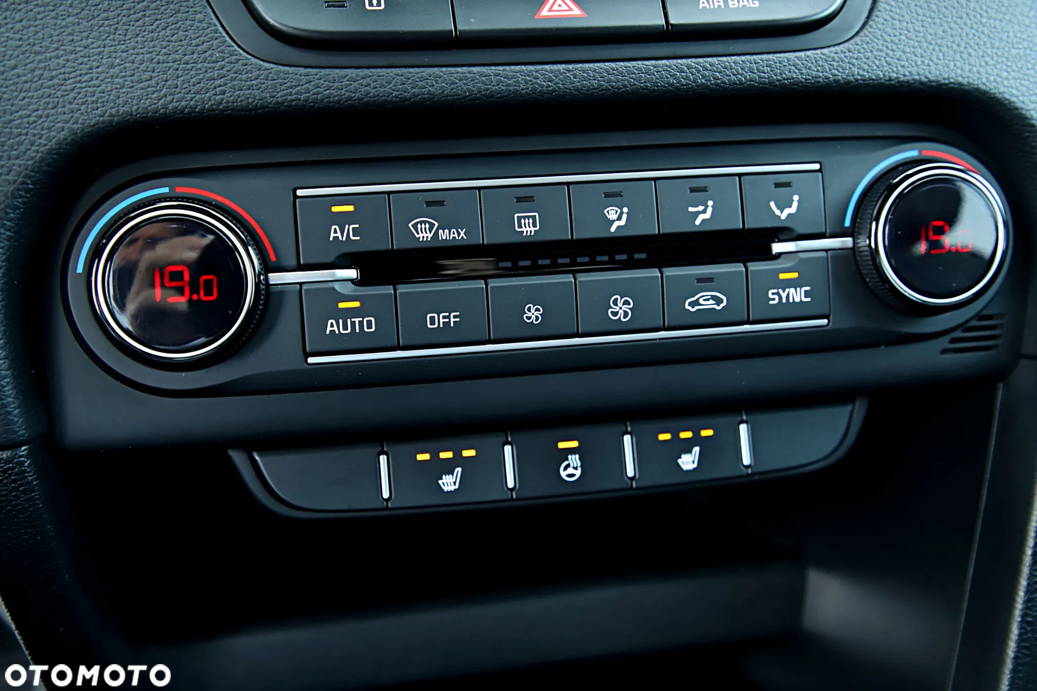 Kia Ceed 1.6 CRDi SCR L Business Line - 28