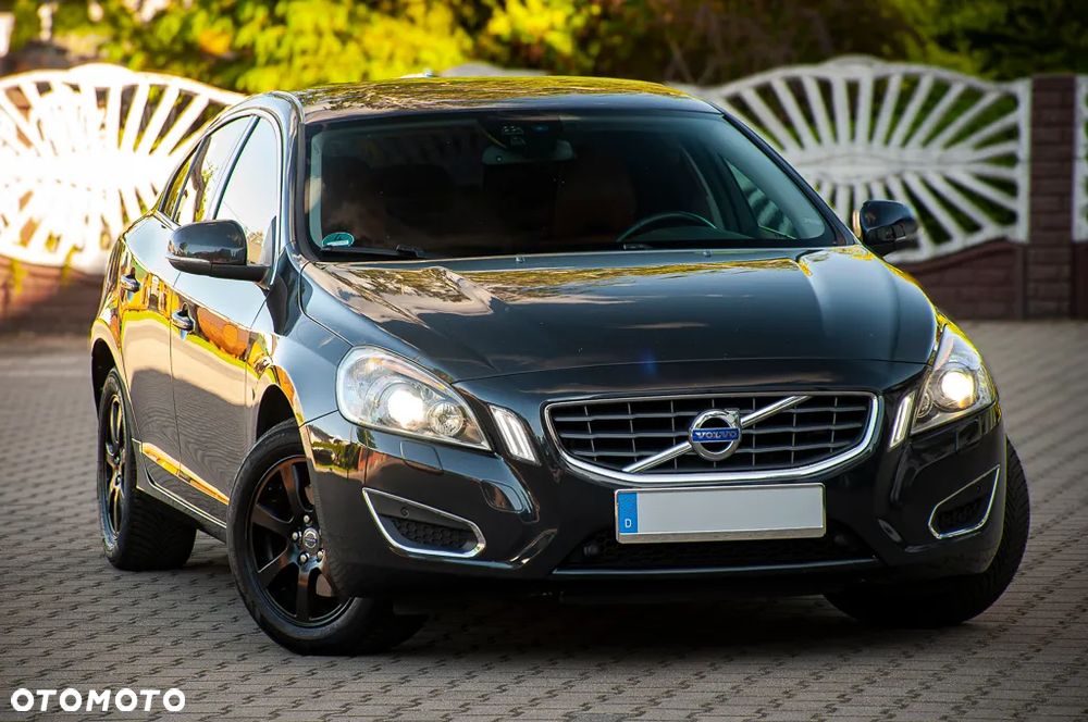 Volvo S60 D4 Summum - 1