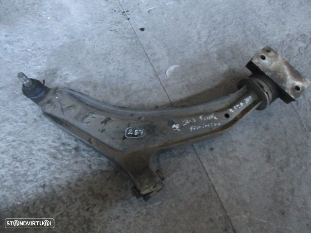 Braço Suspensão BRA257 LAND ROVER FREELANDER 2000 ROTULA ESTRAGADA FRENTE DRT - 1