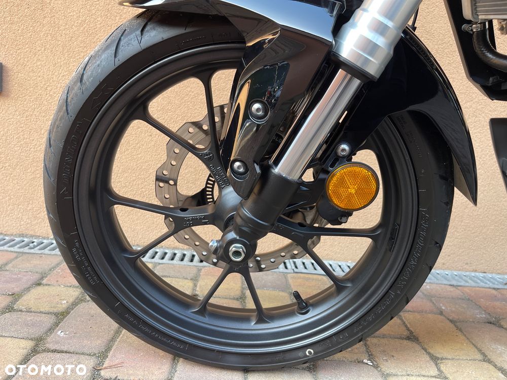 Honda CB - 10