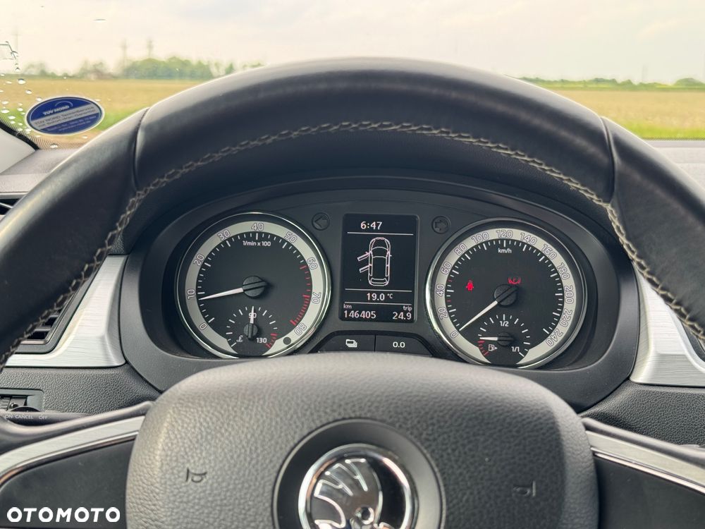 Skoda RAPID 1.2 TSI Cool Edition - 9