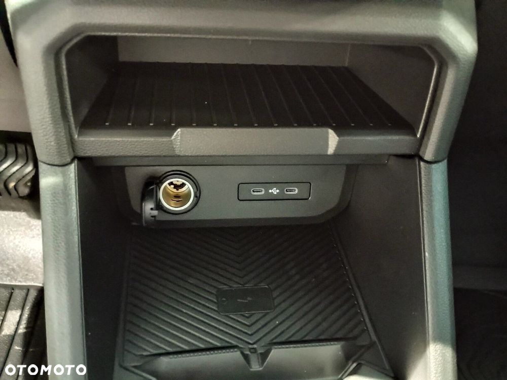 Dacia Duster 1.8 Full Hybrid 155 Journey MMT - 24