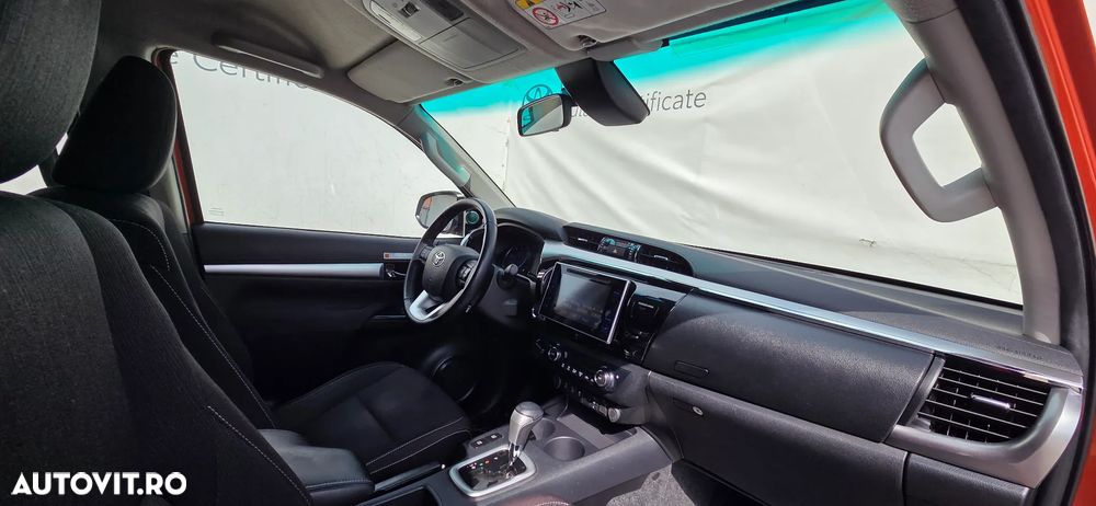 Toyota Hilux 4x4 Double Cab A/T Invincible - 15