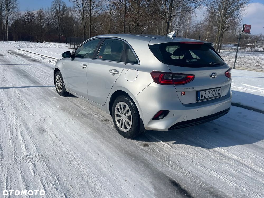 Kia Ceed 1.6 CRDi SCR M - 6