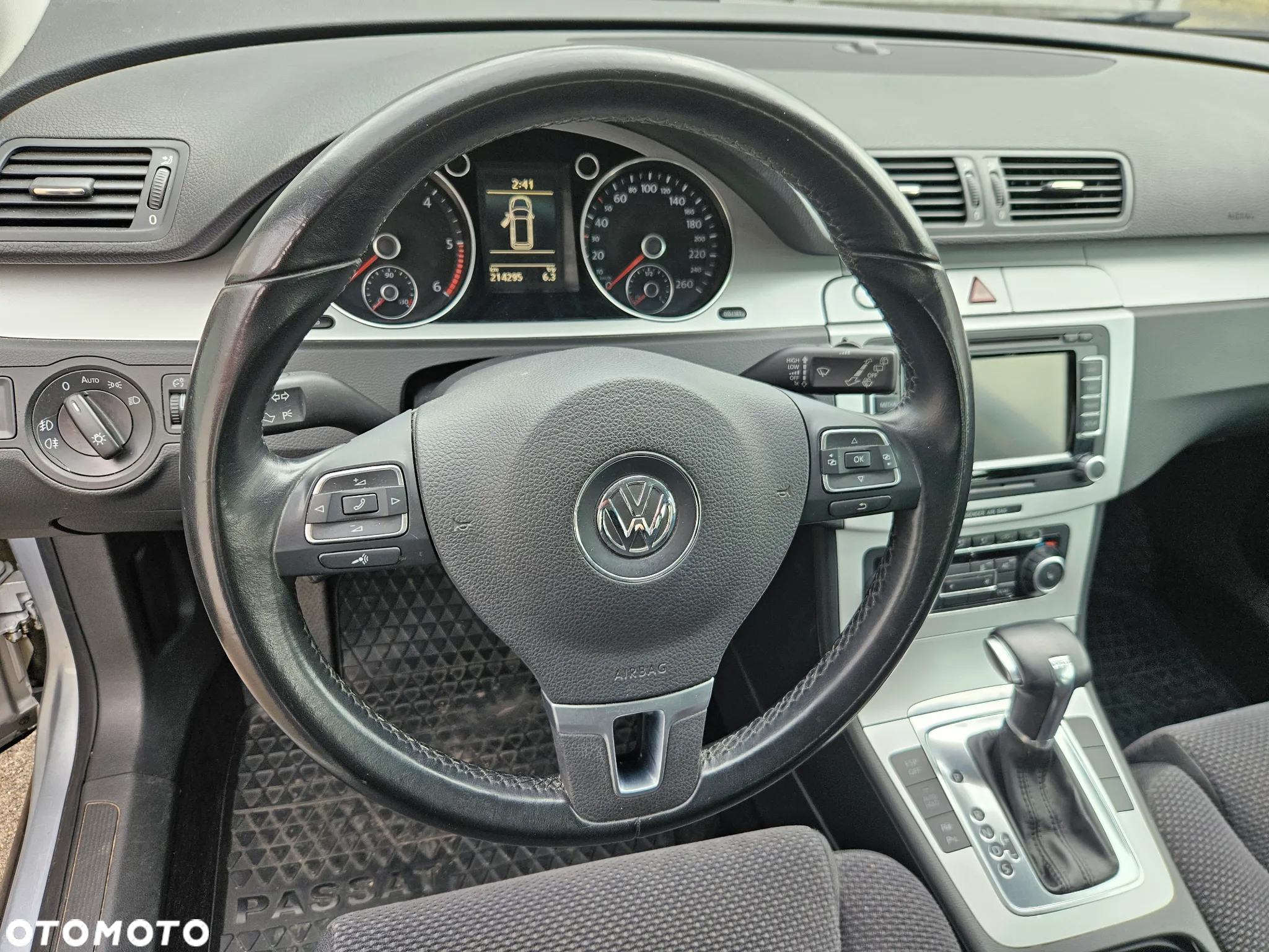 Volkswagen Passat Variant 2.0 TDI DPF DSG Comfortline - 15
