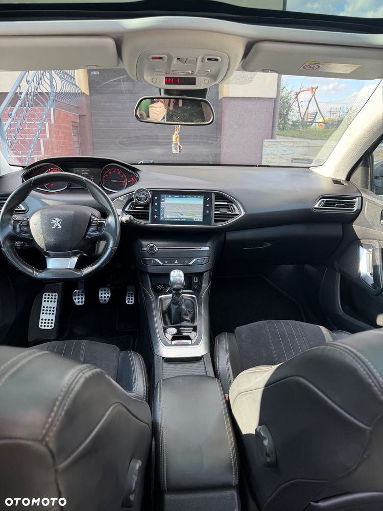 Peugeot 308 1.2 PureTech Allure S&S - 12