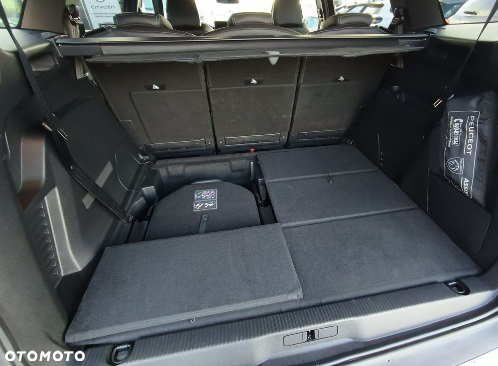 Peugeot 5008 1.2 PureTech Allure S&S - 20